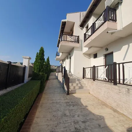 Кошарица Holiday home Sunny Beach